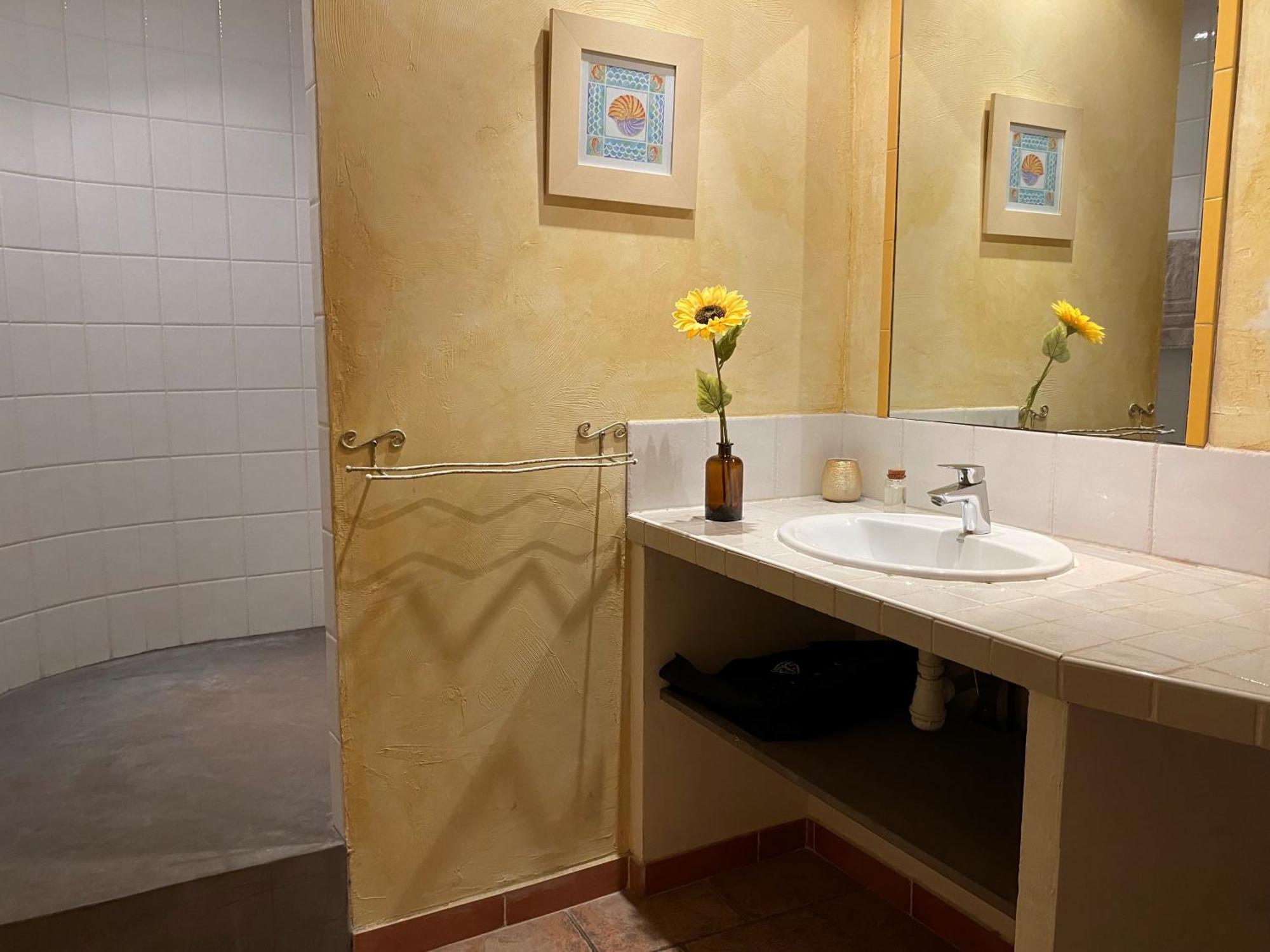 La Vieille Demeure Hotell Torreilles Exteriör bild