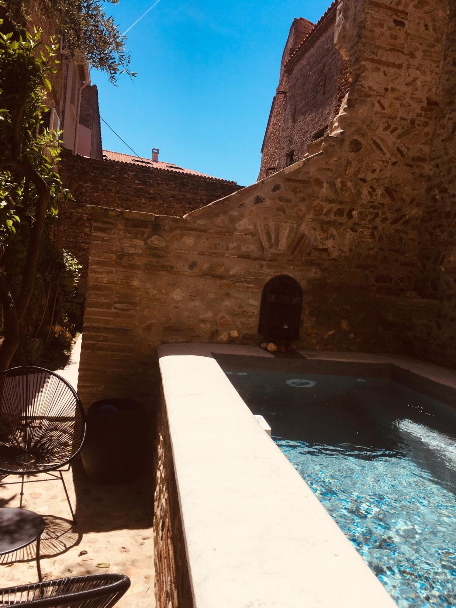 La Vieille Demeure Hotell Torreilles Exteriör bild